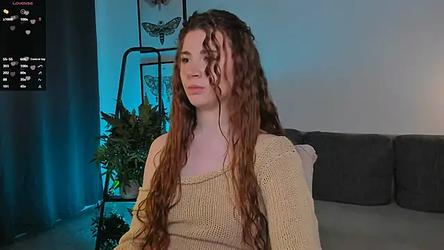 Snapshot of Freckle_Diyana chatting on November 2025 09:13:01 PM Freckle Diyana online show from November 2025 09:13:01 PM