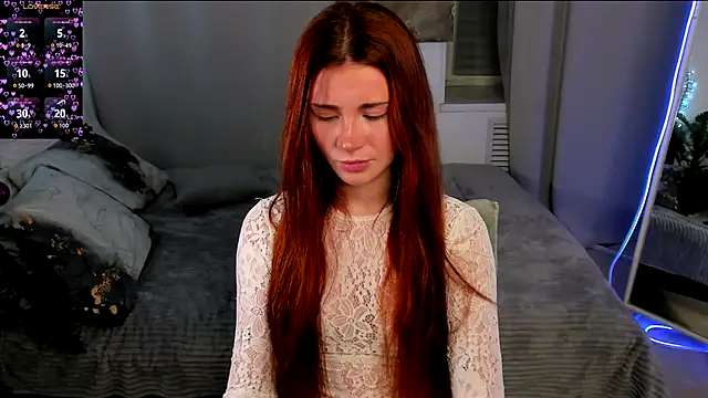 Snapshot of Freckle_Diyana chatting on January 2026 09:17:01 PM Freckle Diyana online show from January 2026 09:17:01 PM