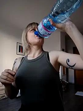 MySweetcum69 online show from November 2025 01:15:02 PM