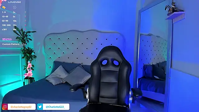 charlotte  grey online show from March 2025 07:37:01 PM