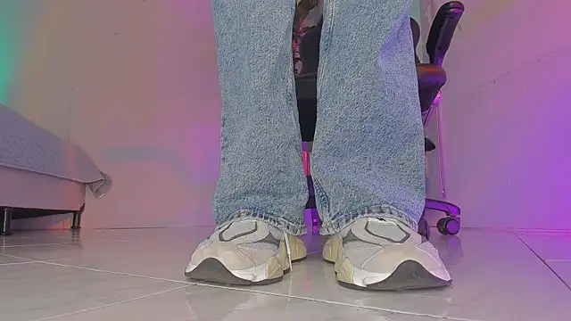 charlotte  grey online show from September 2025 07:46:02 PM