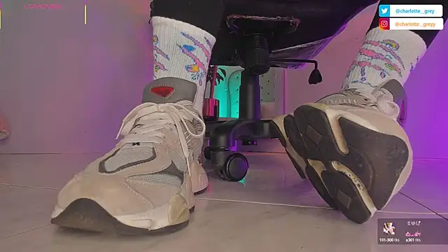 charlotte  grey online show from September 2025 08:31:02 PM