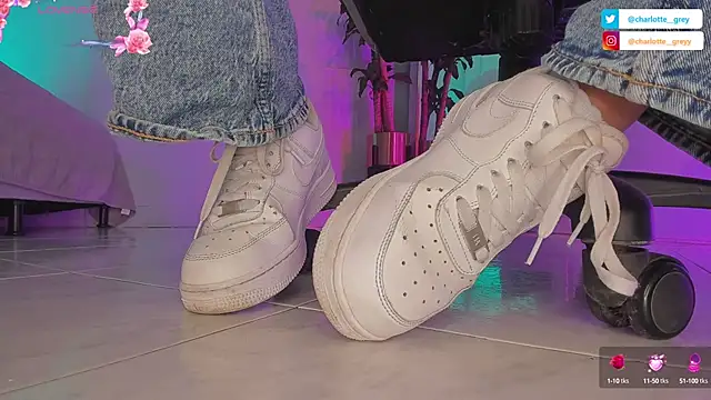 charlotte  grey online show from September 2025 08:36:02 PM