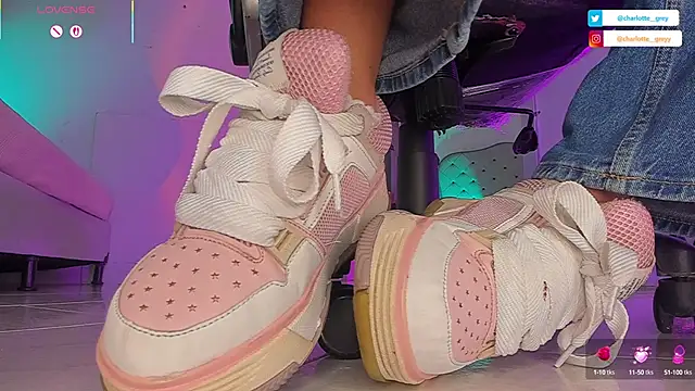 charlotte  grey online show from October 2025 07:11:02 PM