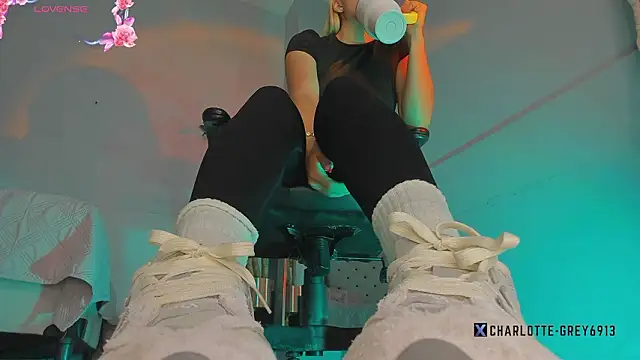 charlotte  grey online show from February 2026 08:43:01 PM