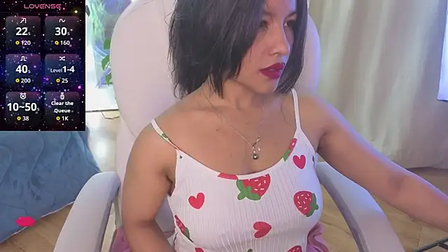 petite molly  online show from November 2025 02:06:02 PM