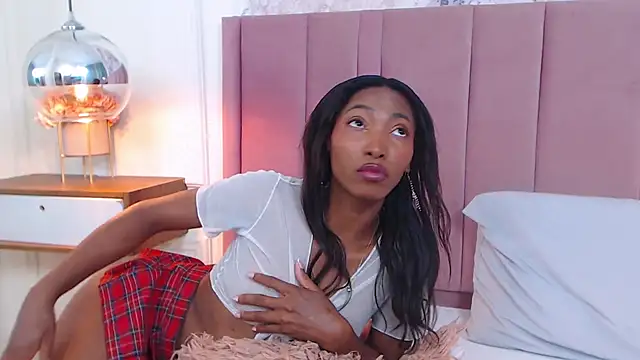 SabrinaDevill online show from February 2025 04:39:02 PM