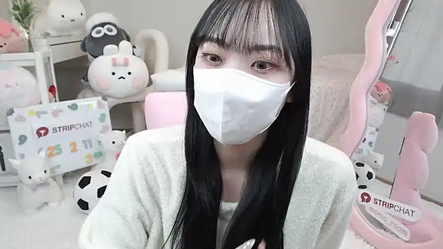 Snapshot of momo_room chatting on February 2025 06:40:02 AM momo room online show from February 2025 06:40:02 AM