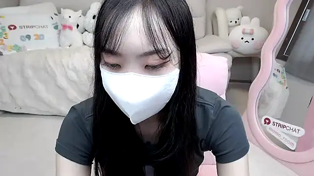 Snapshot of momo_room chatting on September 2025 06:36:01 AM momo room online show from September 2025 06:36:01 AM