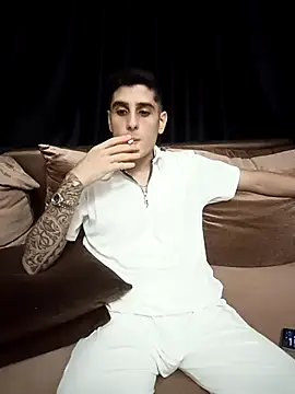 arenn1997 online show from September 2025 10:09:02 PM