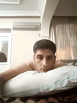 arenn1997 online show from October 2025 12:33:02 AM