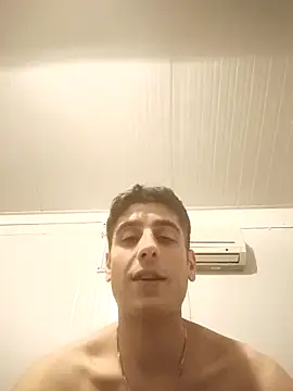 arenn1997 online show from November 2025 10:14:02 PM