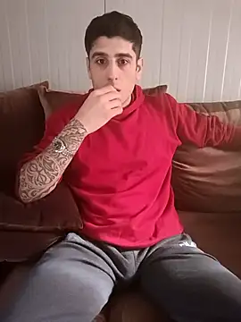 arenn1997 online show from February 2026 12:32:02 PM