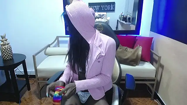 enderlis online show from March 2025 03:02:02 AM