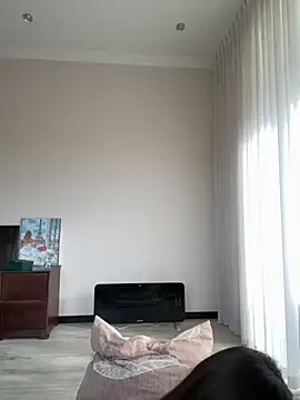 Hott Lolla online show from October 2025 06:57:01 AM