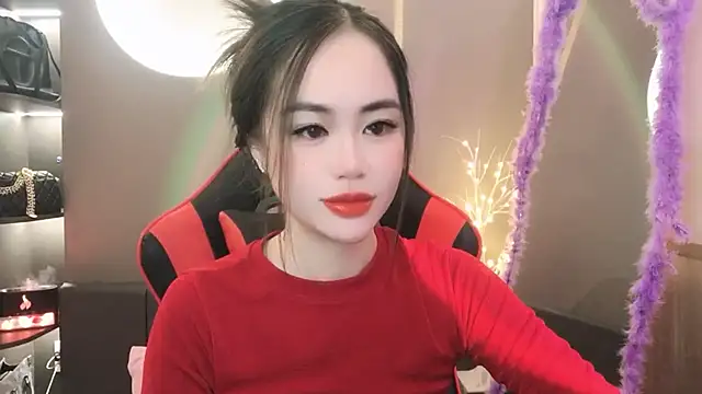 Snapshot of witch-39 chatting on December 2024 12:33:01 AM witch-39 online show from December 2024 12:33:01 AM