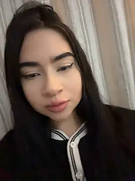 corallwells online show from April 2026 03:17:01 AM