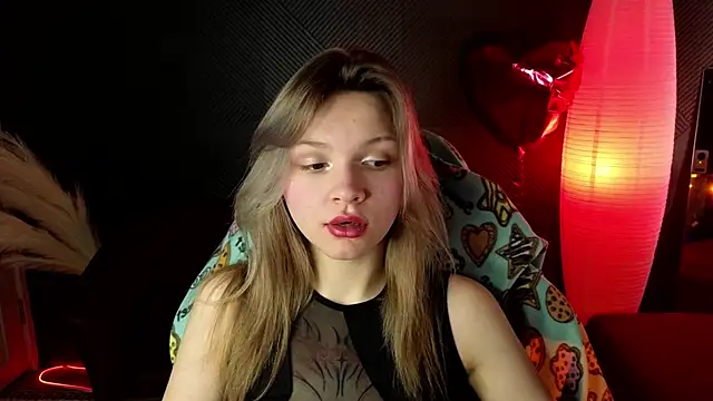 LitaBrom online show from March 2025 04:14:01 AM