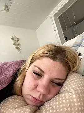 LenaundLeon online show from March 2025 09:05:01 AM