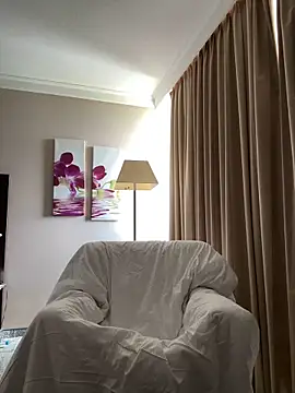 LenaundLeon online show from April 2026 10:14:02 AM