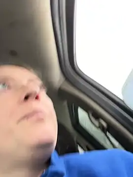 Snapshot of lezbean24 chatting on February 2026 06:33:02 PM lezbean24 online show from February 2026 06:33:02 PM