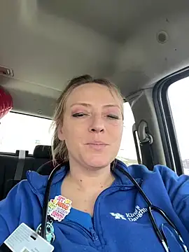 Snapshot of lezbean24 chatting on February 2026 07:07:01 PM lezbean24 online show from February 2026 07:07:01 PM