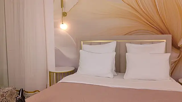 CamillaLarson online show from February 2026 03:16:02 AM