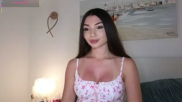 ReyaSophia online show from April 2026 07:51:01 PM