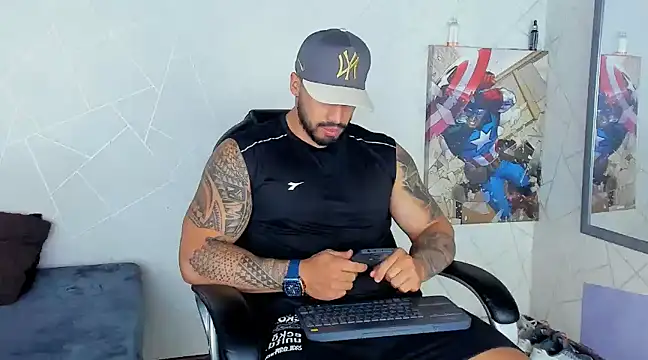 Cristian Walker online show from January 2025 12:04:02 PM