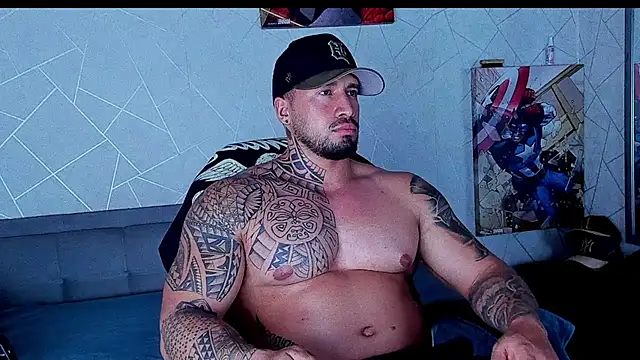 Snapshot of Cristian_Walker chatting on May 2026 11:46:01 PM Cristian Walker online show from May 2026 11:46:01 PM