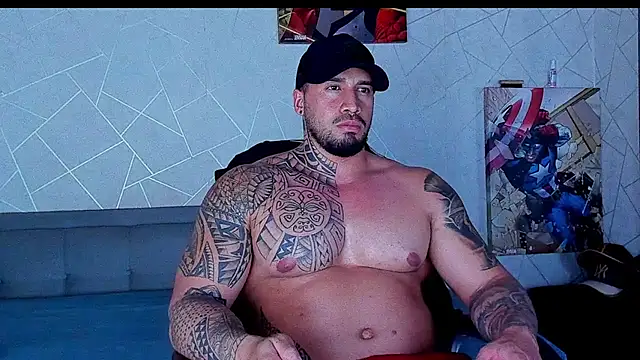 Snapshot of Cristian_Walker chatting on May 2026 12:51:02 AM Cristian Walker online show from May 2026 12:51:02 AM