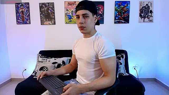 Snapshot of jonathanjoestar_ chatting on April 2026 01:08:01 AM jonathanjoestar online show from April 2026 01:08:01 AM