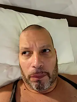 Snapshot of Just2much chatting on October 2025 12:21:02 AM Just2much online show from October 2025 12:21:02 AM