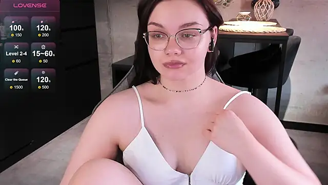 Snapshot of EvaBae chatting on March 2025 11:50:02 AM EvaBae online show from March 2025 11:50:02 AM