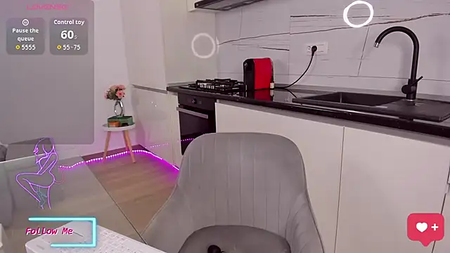 CelyneMay online show from November 2025 02:39:02 PM