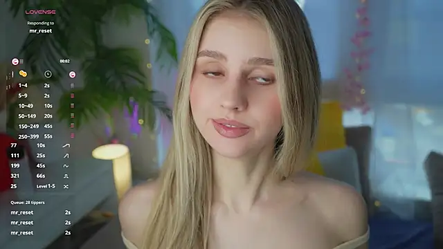 Fluffy-Angel online show from January 2025 09:15:01 AM