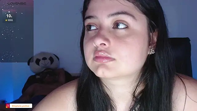 Stephania 18 online show from January 2026 08:44:01 PM