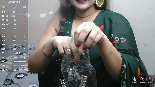 Snapshot of Jass-Karan chatting on February 2025 05:07:01 PM Jass-Karan online show from February 2025 05:07:01 PM