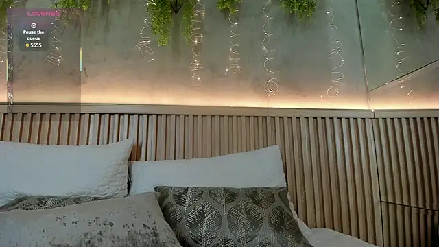 Lana Lann online show from January 2026 01:13:01 PM