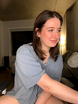 nerdynina online show from October 2025 01:39:01 AM