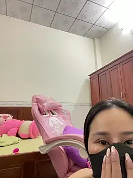    Erin    online show from April 2026 02:29:02 AM