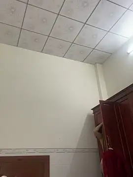    Erin    online show from April 2026 02:04:01 AM