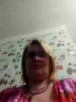 Forest-Lady online show from February 2025 06:43:02 PM