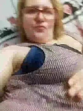 Forest-Lady online show from March 2025 06:42:01 PM