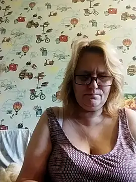 Forest-Lady online show from October 2025 10:27:01 AM