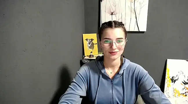 lady olivia  online show from December 2024 04:42:01 PM