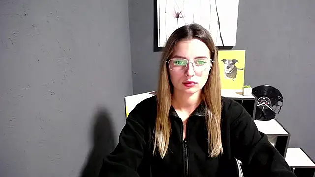 lady olivia  online show from September 2025 12:19:01 PM