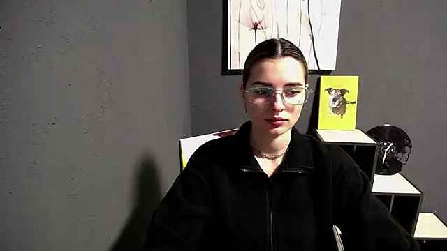 lady olivia  online show from March 2026 04:29:02 PM