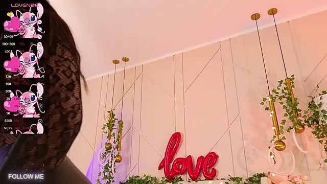 Lolly Neal online show from February 2025 11:11:02 AM