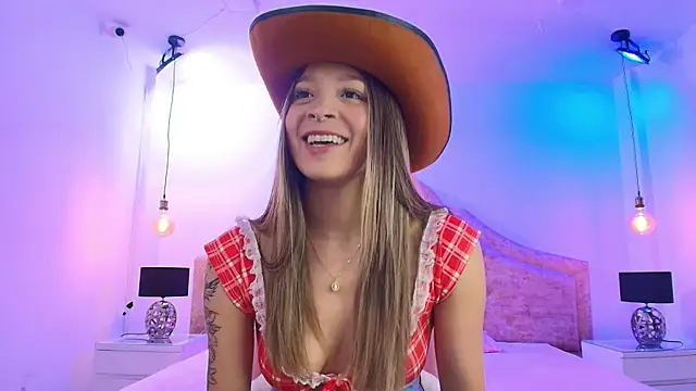 Victoria Adams14 online show from April 2026 04:38:02 AM